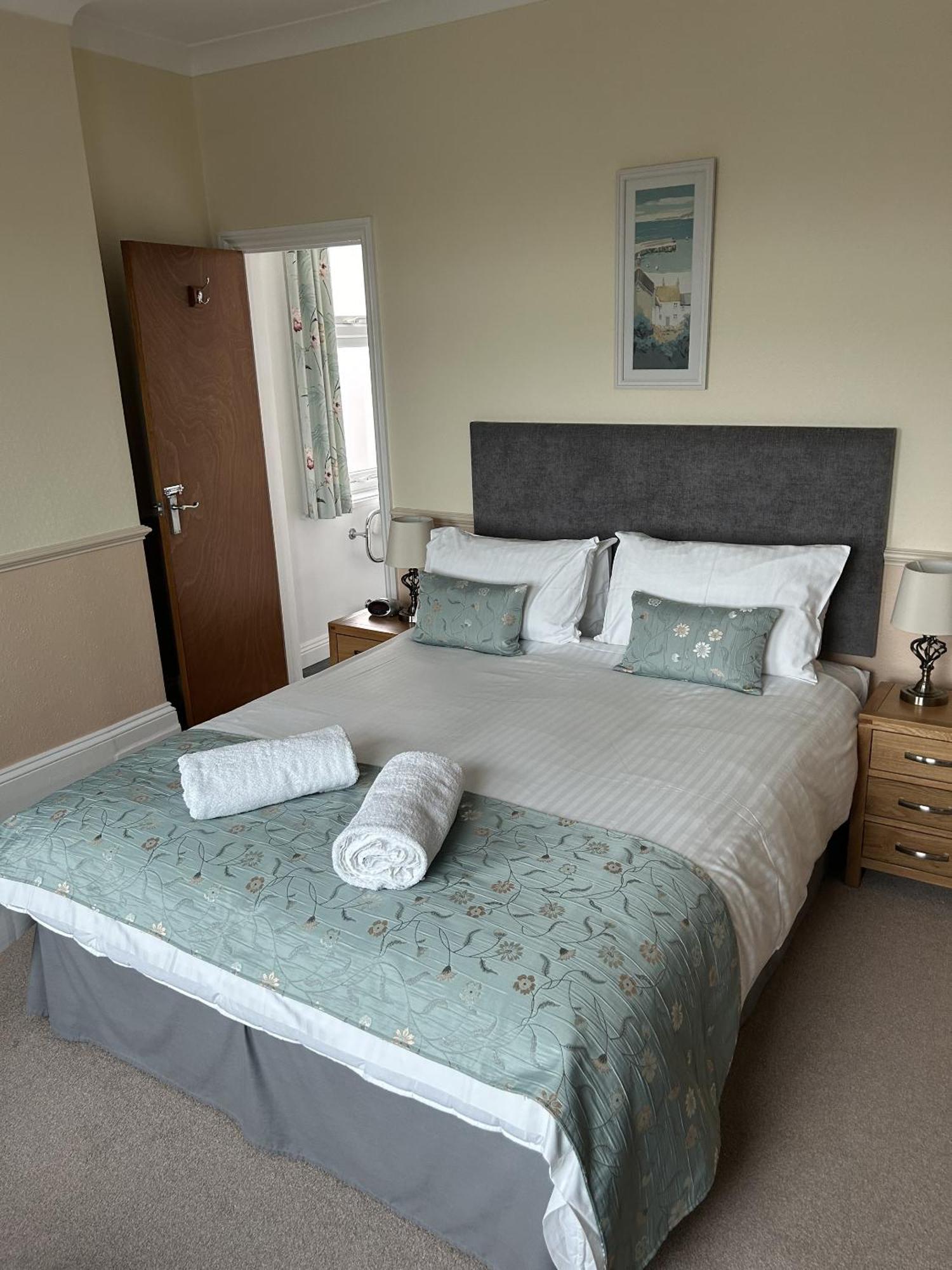 Harbour Lights Guesthouse Free Breakfast Weymouth Esterno foto